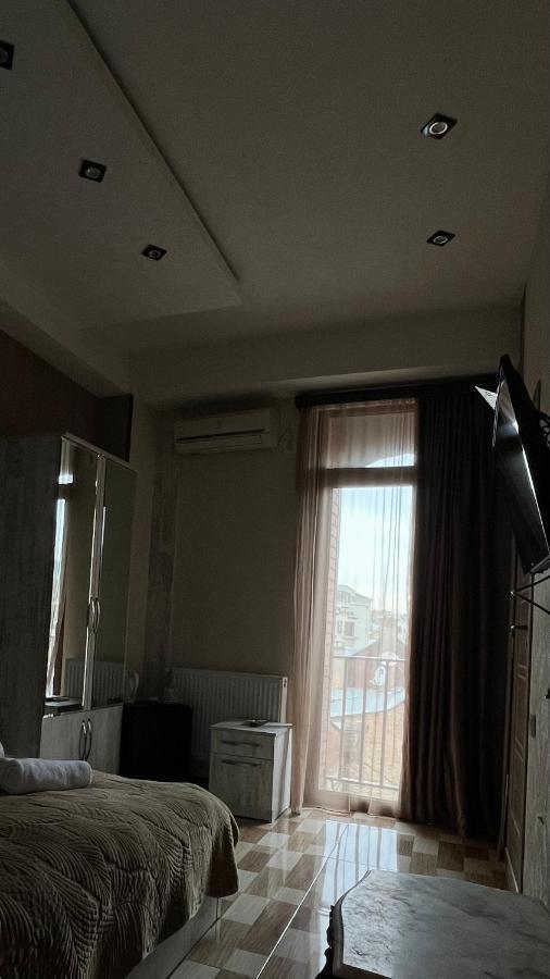 Hotel Tourist Tiflis Exterior foto